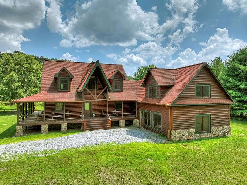 3.62 Acres of Residential Land with Home for Sale in Mineral Bluff, Georgia