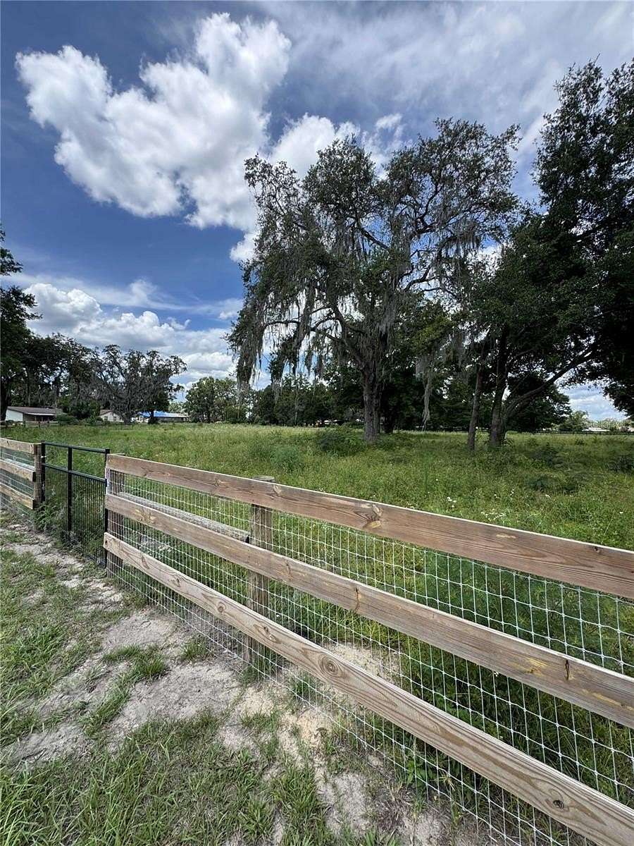 4.42 Acres of Land with Home for Sale in Ocala, Florida