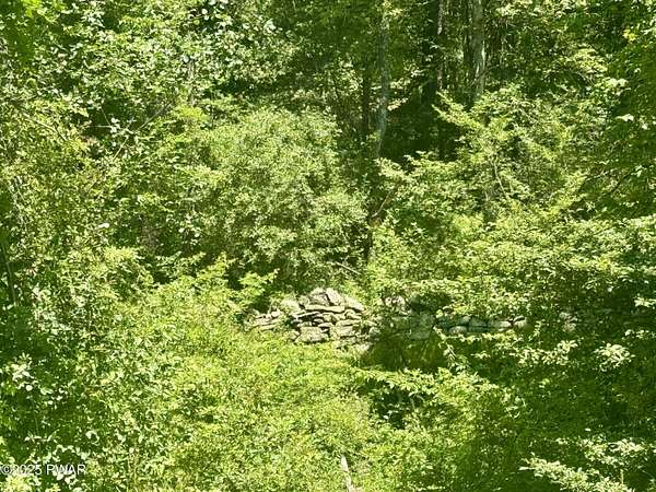 1.35 Acres of Residential Land for Sale in Honesdale, Pennsylvania