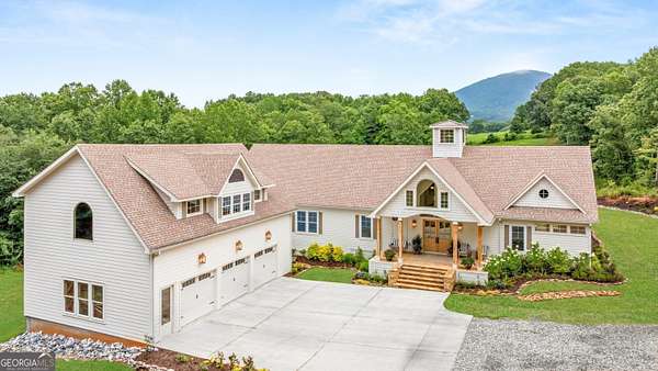 13.2 Acres of Recreational Land with Home for Sale in Cleveland, Georgia