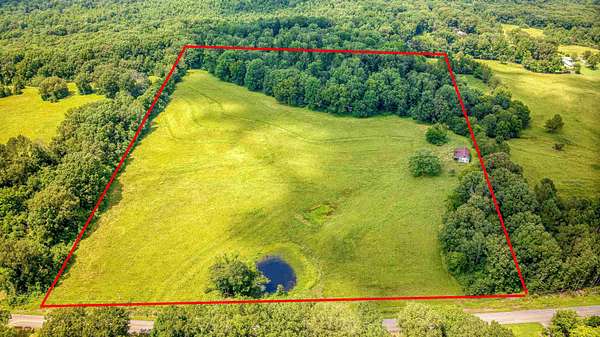 24 Acres of Land for Sale in Florence, Alabama