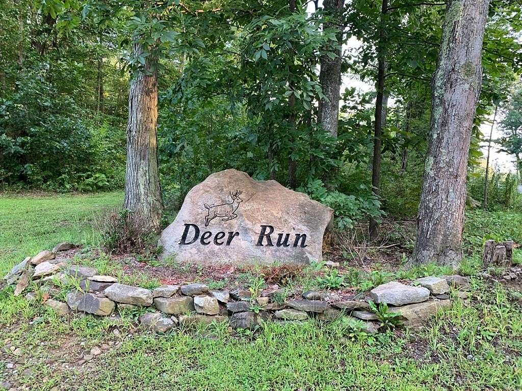 0.93 Acres of Residential Land for Sale in Leeper, Pennsylvania