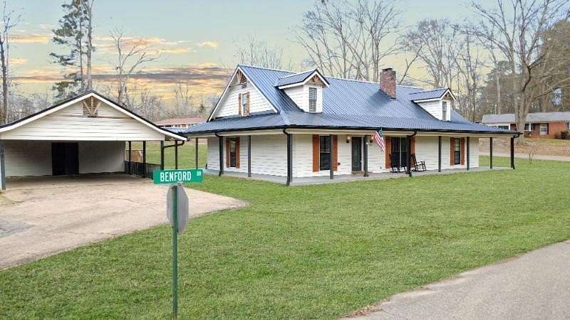 2.29 Acres of Land with Home for Sale in Fulton, Mississippi