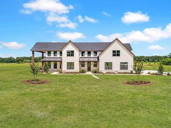 10 Acres of Land with Home for Sale in Wills Point, Texas