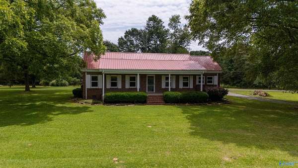 2 Acres of Residential Land with Home for Sale in Boaz, Alabama