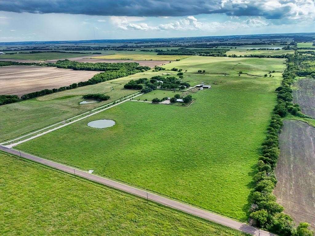 125 Acres of Agricultural Land with Home for Sale in Lorena, Texas