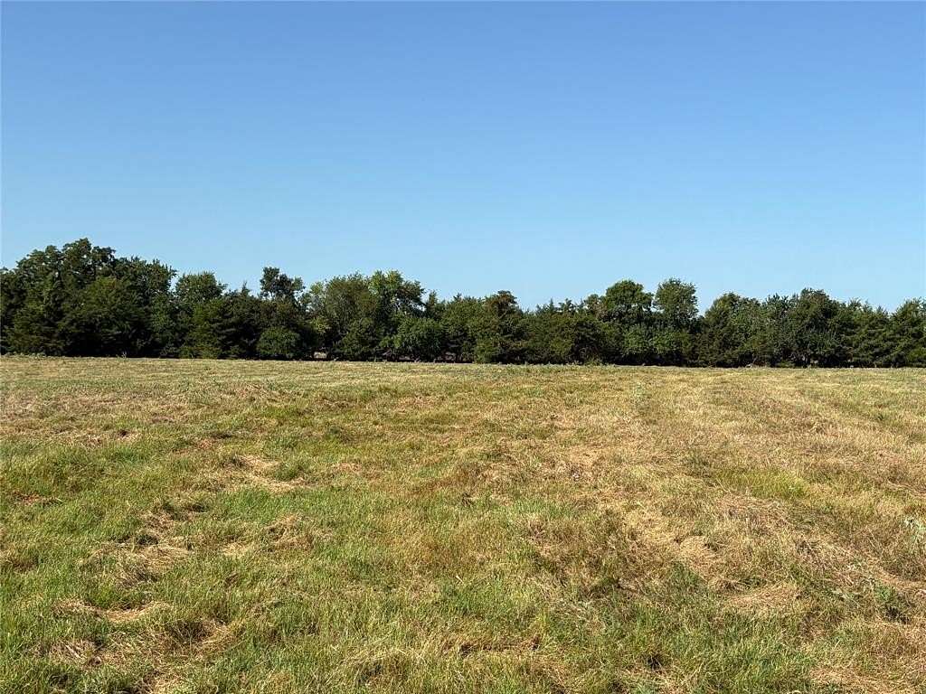 70 Acres of Land for Sale in Sulphur Springs, Texas