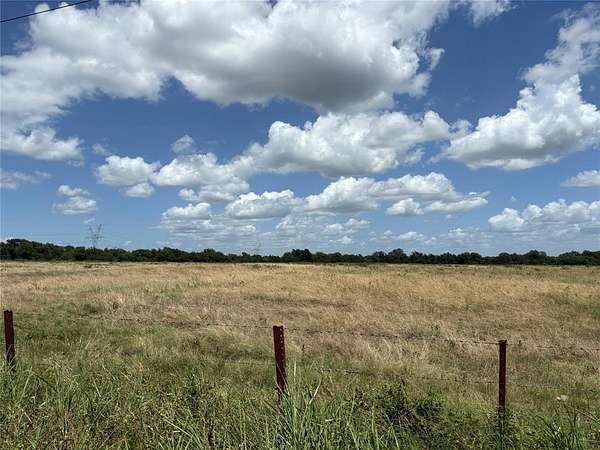 14 Acres of Land for Sale in Sulphur Springs, Texas