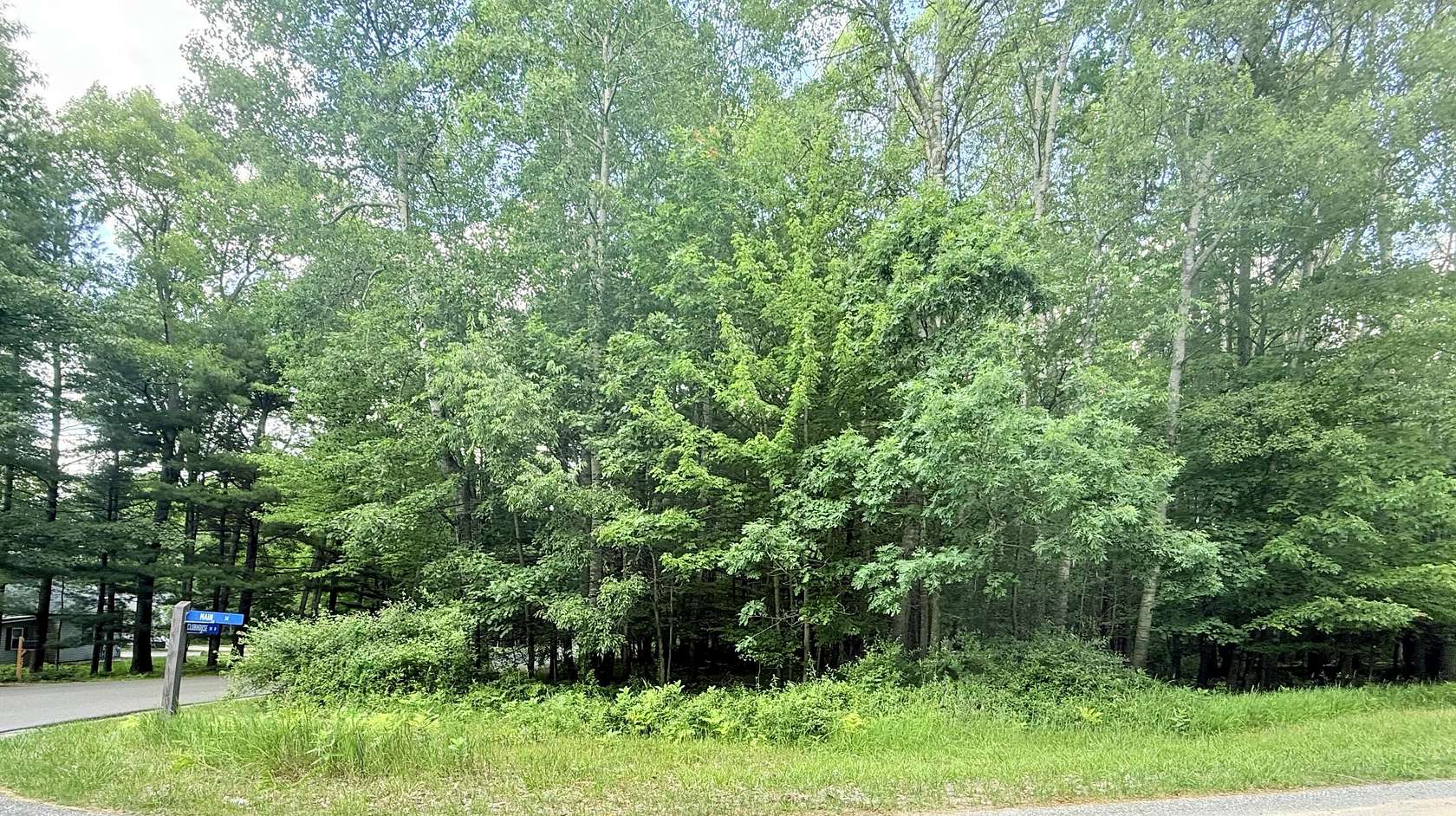 0.5 Acres of Land for Sale in Stanwood, Michigan