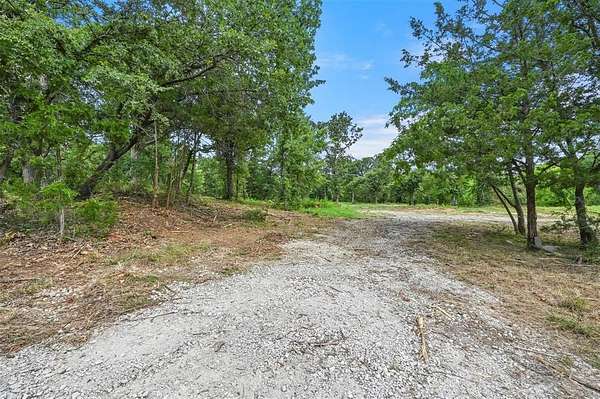 1.64 Acres of Residential Land for Sale in Gordonville, Texas