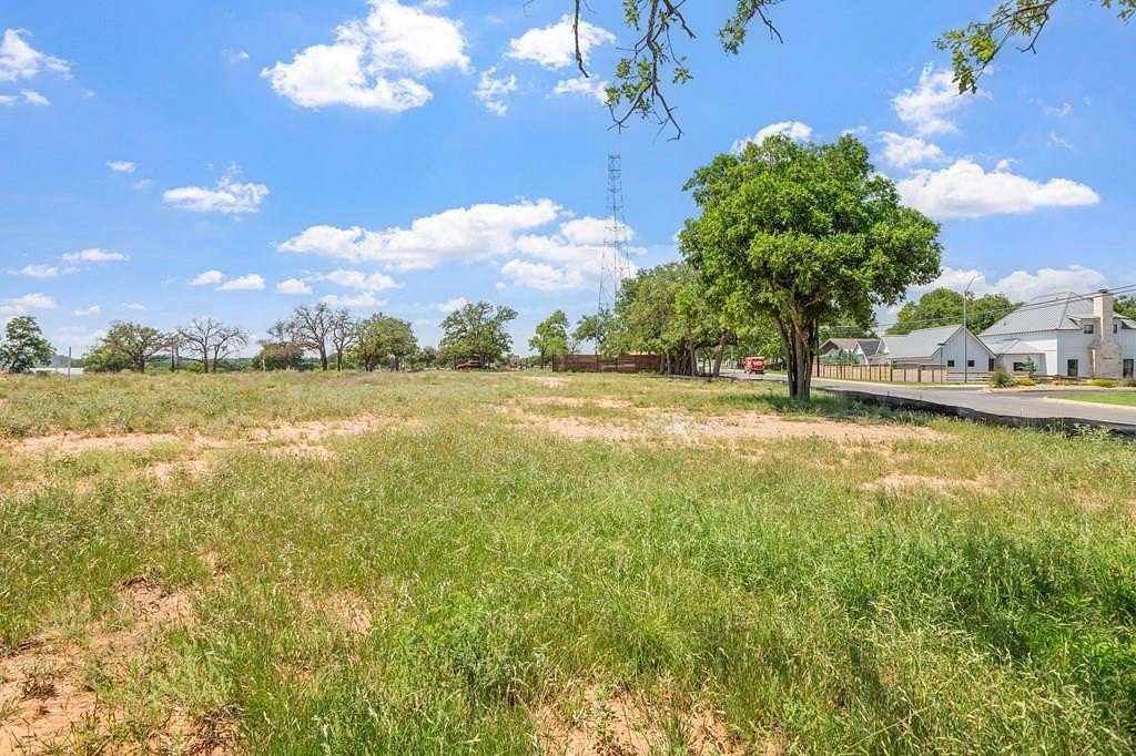 0.25 Acres of Residential Land for Sale in Fredericksburg, Texas