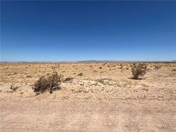 4.27 Acres of Residential Land for Sale in Newberry Springs, California