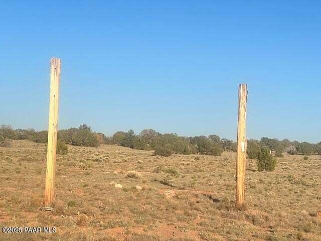 10 Acres of Recreational Land for Sale in Seligman, Arizona