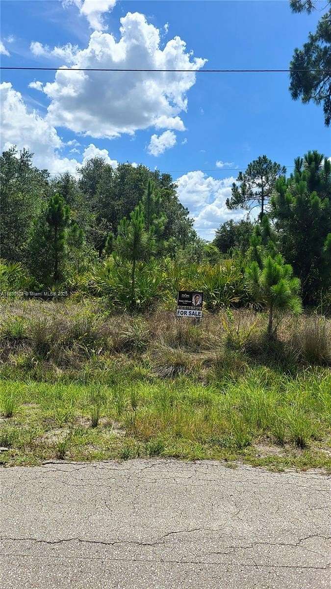 0.5 Acres of Residential Land for Sale in Lehigh Acres, Florida
