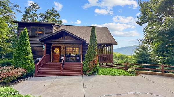 1.76 Acres of Residential Land with Home for Sale in Sevierville, Tennessee