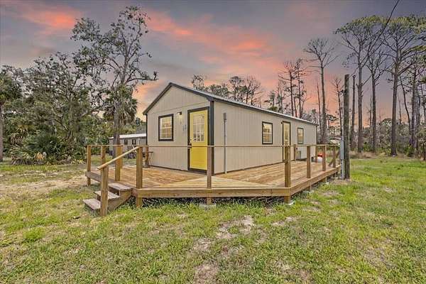 0.23 Acres of Residential Land for Sale in Steinhatchee, Florida