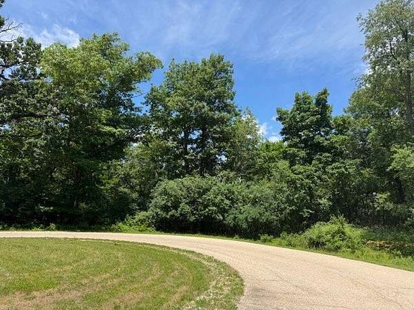 1 Acre of Residential Land for Sale in Crystal Lake, Illinois