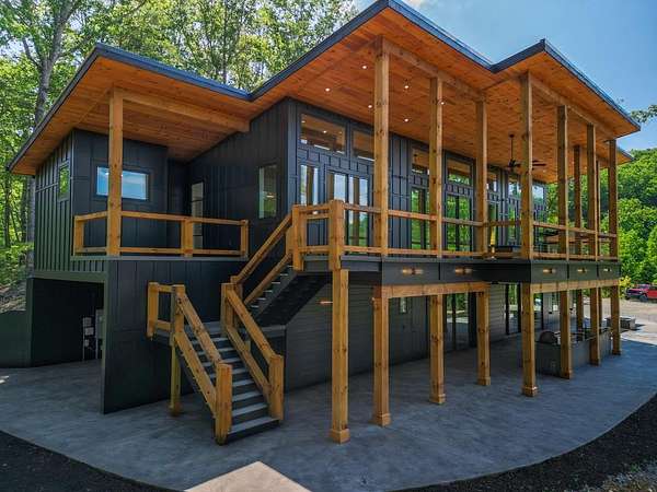 2 Acres of Residential Land with Home for Sale in Mineral Bluff, Georgia