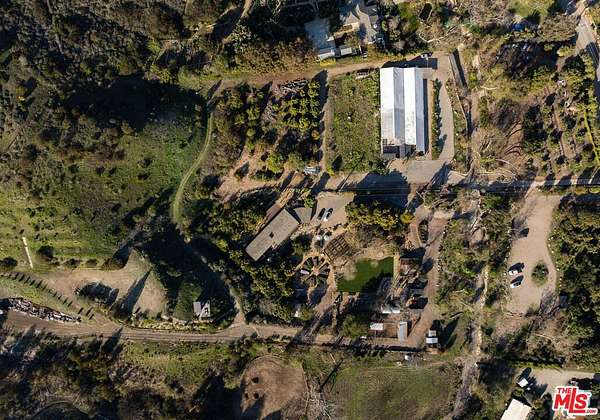 10 Acres of Residential Land with Home for Sale in Malibu, California