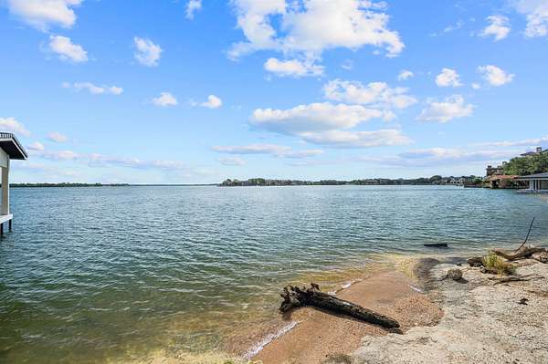 0.99 Acres of Residential Land for Sale in Horseshoe Bay, Texas