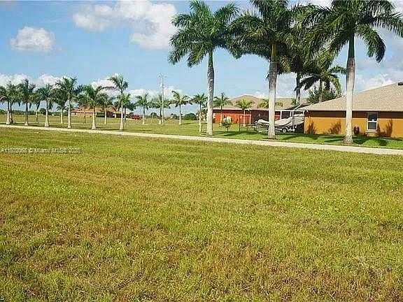 Residential Land for Sale in Cape Coral, Florida
