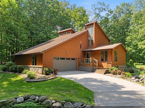 4.75 Acres of Residential Land with Home for Sale in Green Bay, Wisconsin