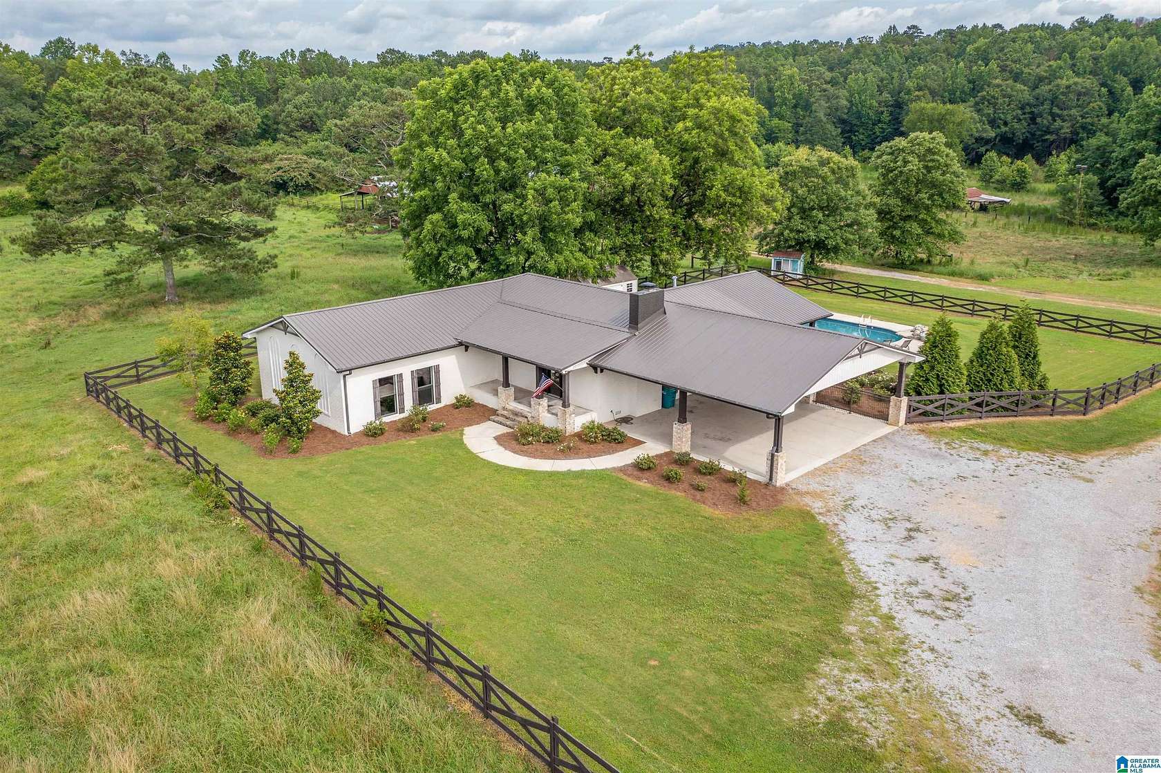 15.5 Acres of Land with Home for Sale in Wellington, Alabama