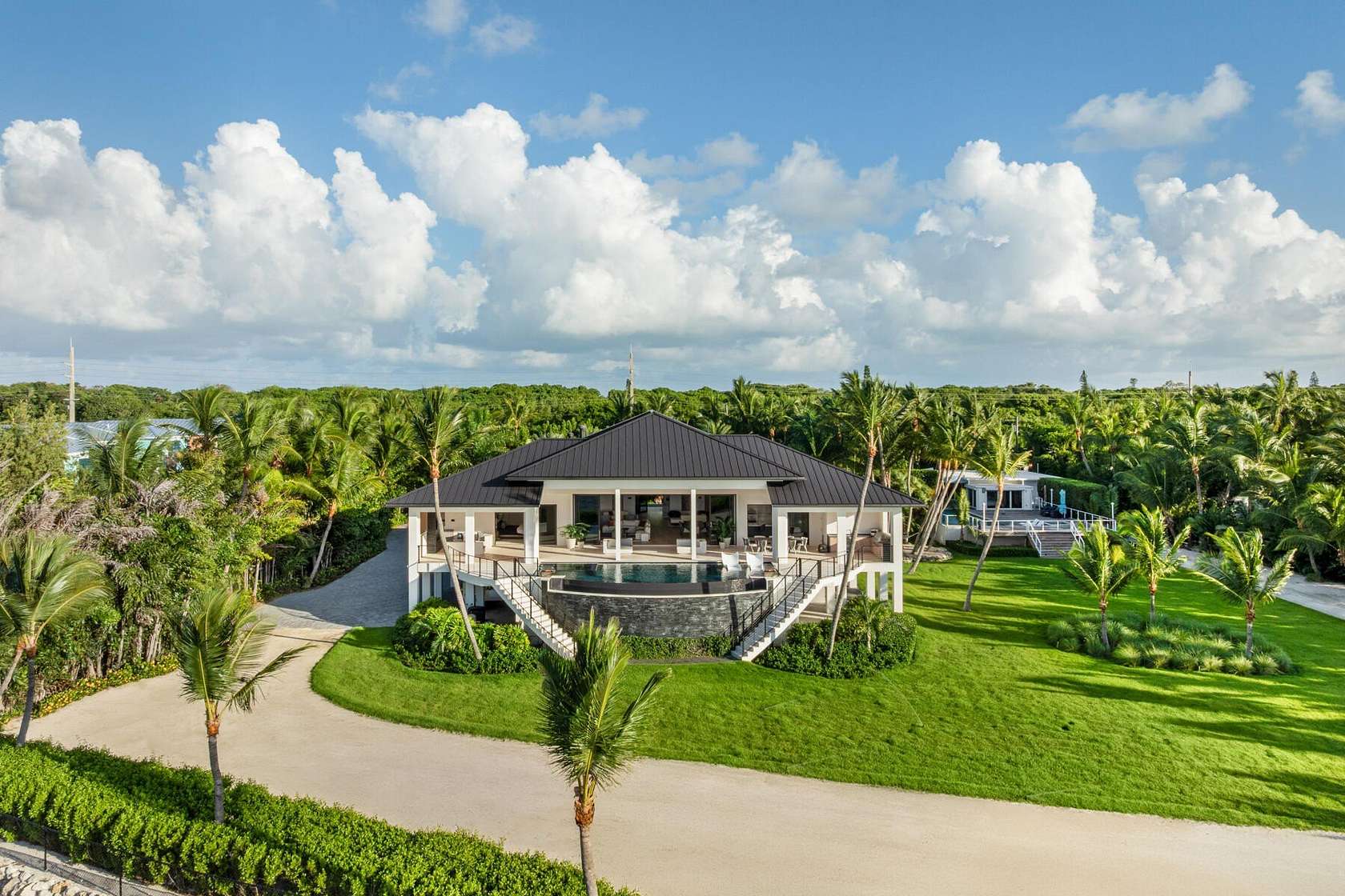 2.85 Acres of Land with Home for Sale in Plantation Key, Florida