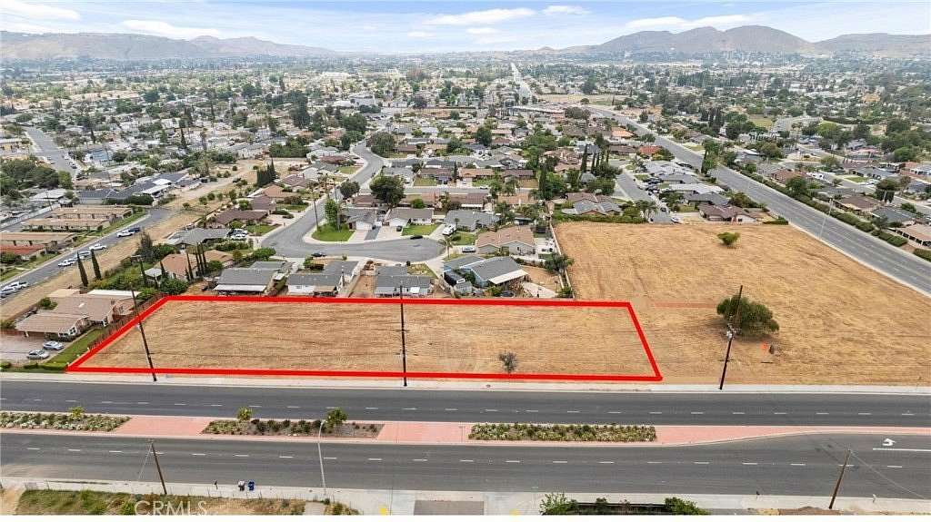 1 Acre of Residential Land for Sale in Riverside, California