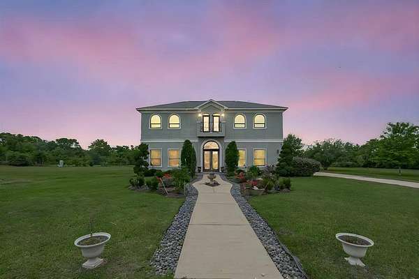 8.74 Acres of Land with Home for Sale in Santa Fe, Texas