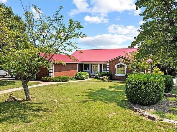 2.86 Acres of Land with Home for Sale in Omaha, Arkansas