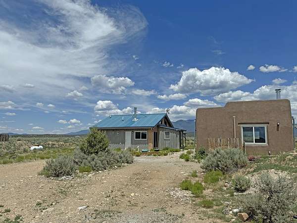 2.53 Acres of Residential Land with Home for Sale in Arroyo Hondo, New Mexico