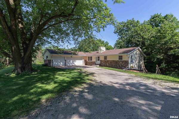 5 Acres of Residential Land with Home for Sale in Taylor Ridge, Illinois