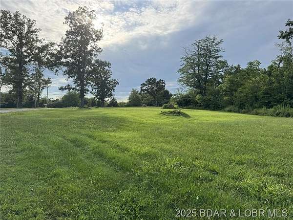 9.65 Acres of Mixed-Use Land for Sale in Lebanon, Missouri