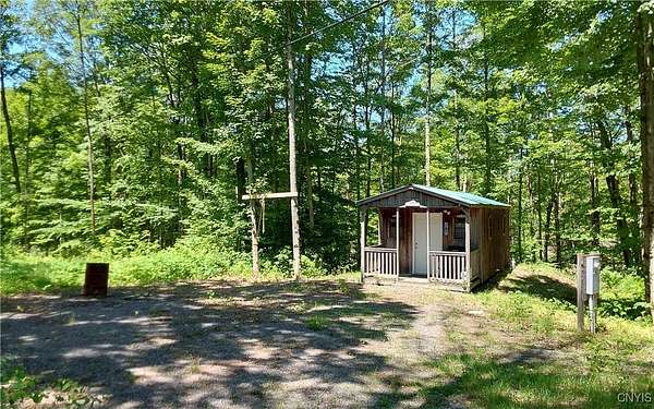 10 Acres of Recreational Land for Sale in Newport, New York