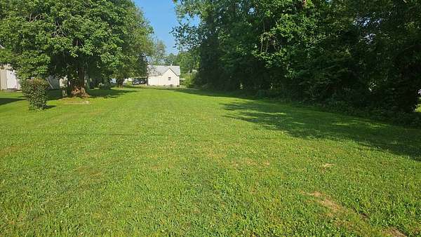 Land for Sale in Fairfield, Illinois