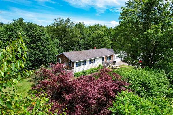 3.3 Acres of Residential Land with Home for Sale in Sorrento, Maine