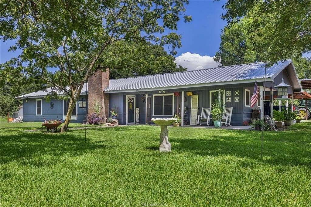7 Acres of Residential Land with Home for Sale in Madisonville, Texas