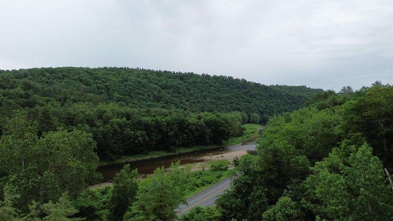 8 Acres of Residential Land for Sale in Brattleboro, Vermont