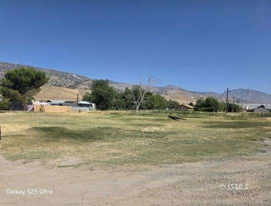 0.48 Acres of Commercial Land for Sale in Lake Isabella, California