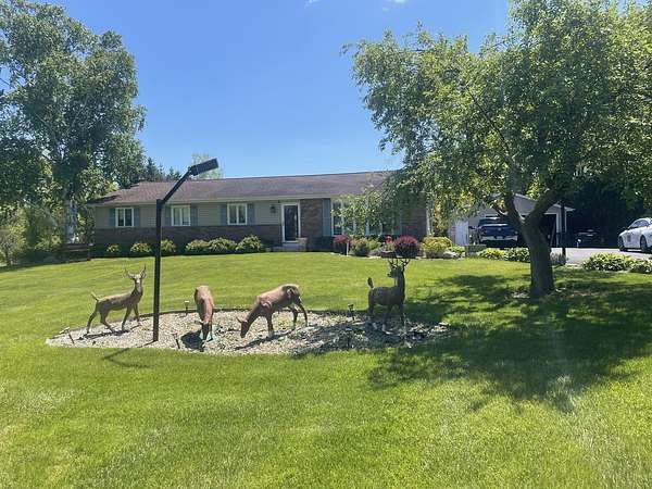 4.8 Acres of Residential Land with Home for Sale in Beach Park, Illinois