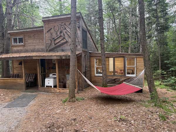 6.75 Acres of Residential Land with Home for Sale in Washington, Maine