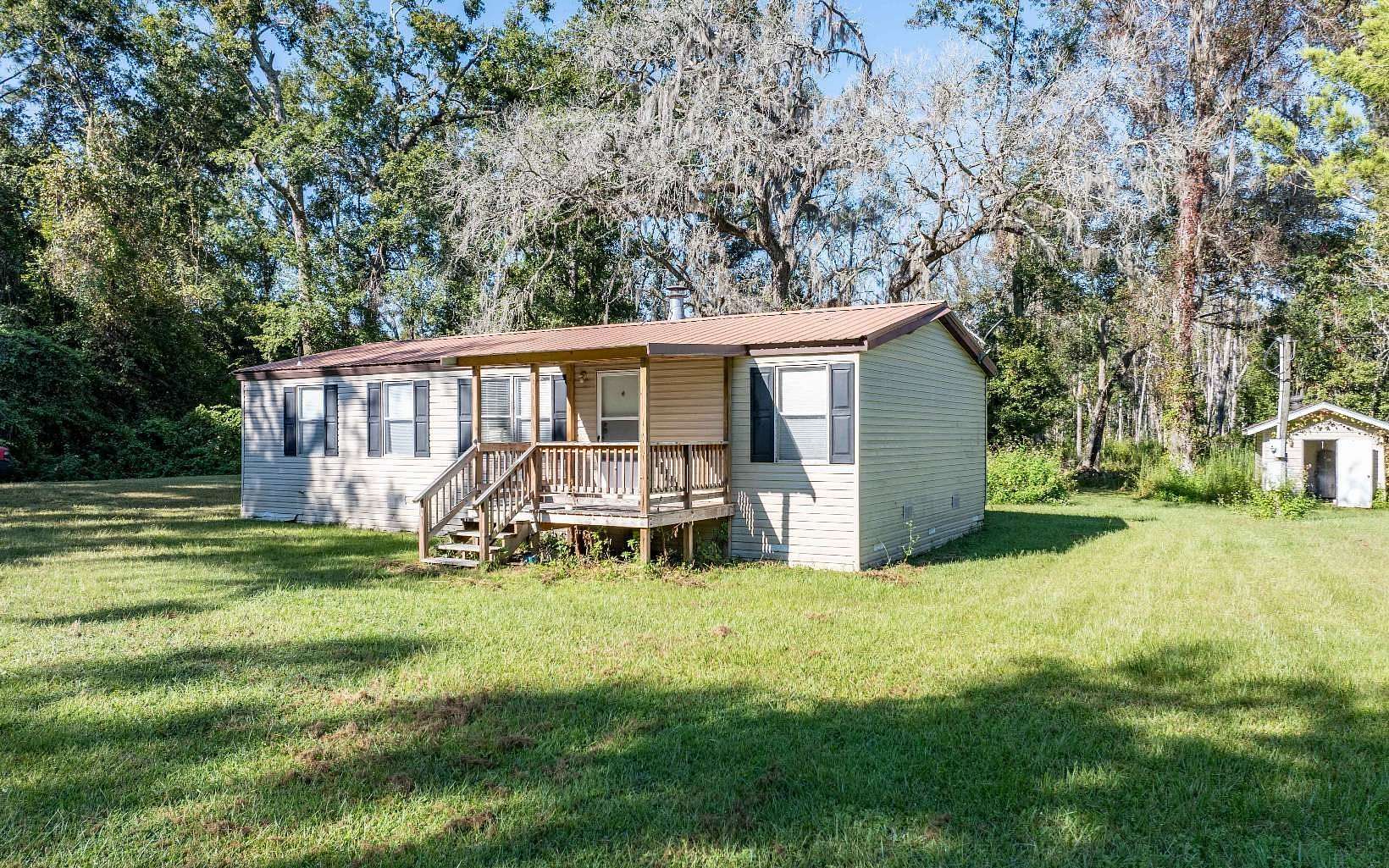 5 Acres of Residential Land with Home for Sale in Lake City, Florida