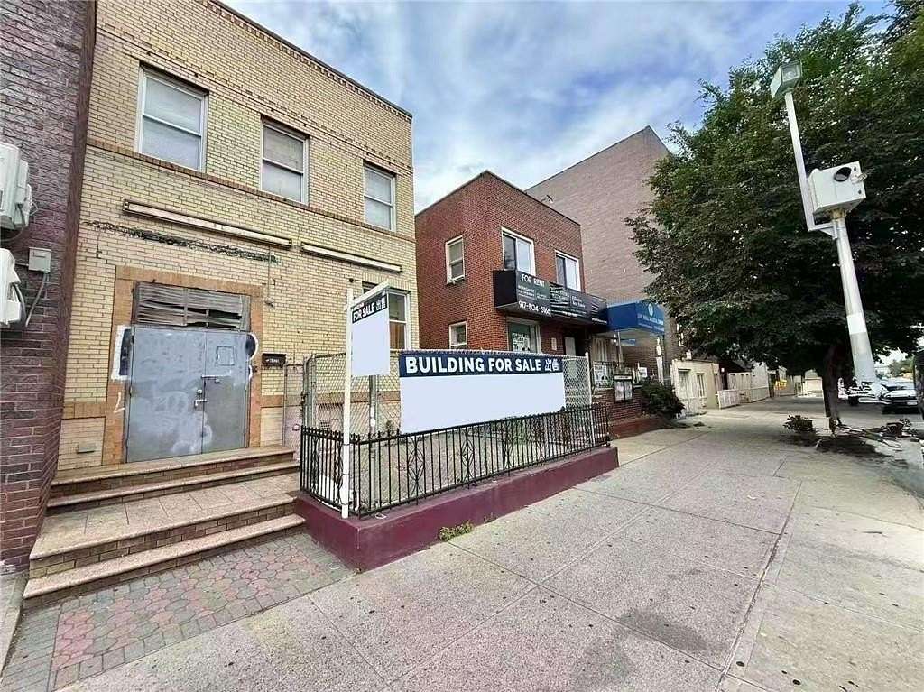 0.15 Acres of Mixed-Use Land for Sale in Brooklyn, New York