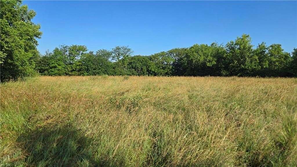 3.5 Acres of Residential Land for Sale in Oak Grove, Missouri