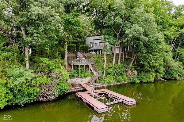 3.77 Acres of Residential Land with Home for Sale in Arcadia, Indiana