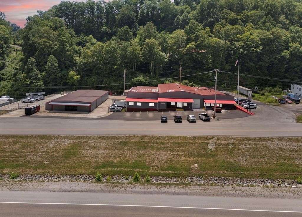 3.1 Acres of Improved Commercial Land for Sale in Hazard, Kentucky