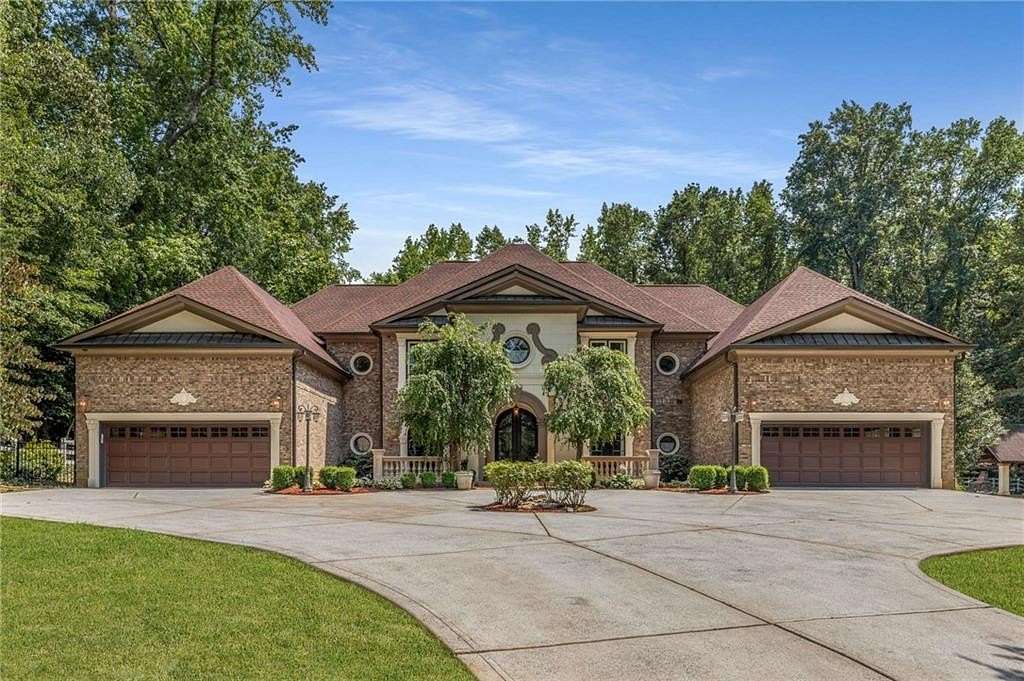 4.8 Acres of Residential Land with Home for Sale in Smyrna, Georgia