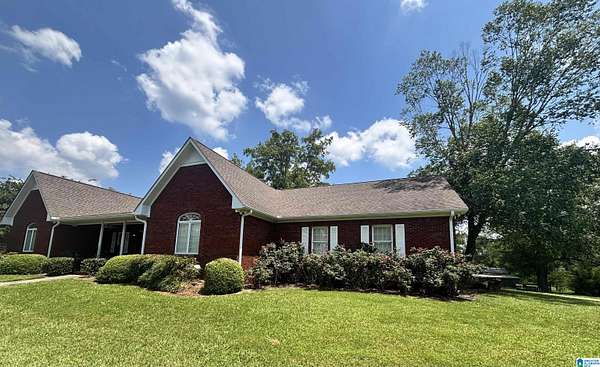 5.89 Acres of Land with Home for Sale in Wilsonville, Alabama
