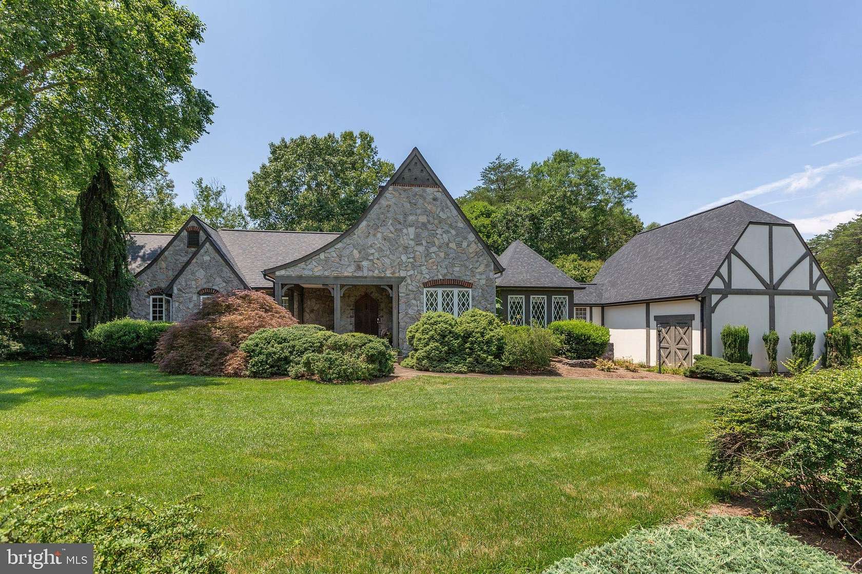 6.54 Acres of Residential Land with Home for Sale in Fredericksburg, Virginia